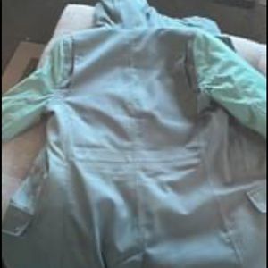 Lulu blizzard parka. One tiny tear on the seam that can be easily fixed.